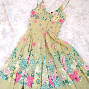 🌟 $5 Sale! Flowing Floral Spring Dress